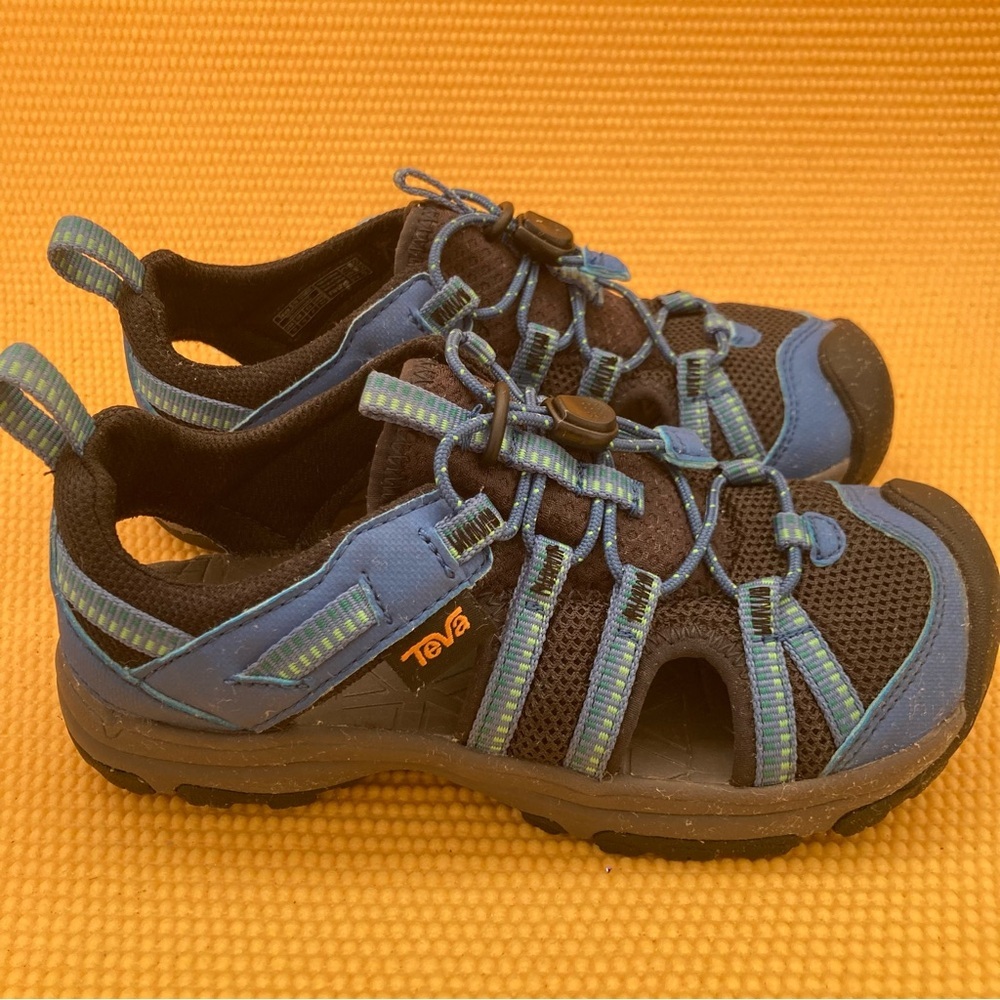 Teva Childrens Sz 13 Manatee Sandals Blue Black Water Shoes Sneakers Hiking
